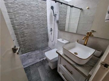 CASA DE UN PISO EN CAPRI SUR DE CALI - VENTA