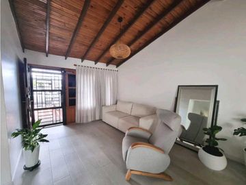 CASA DE UN PISO EN CAPRI SUR DE CALI - VENTA