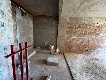 Departamento en Villa Urquiza con Balcon y Cochera
