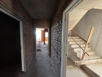 Departamento en Villa Urquiza con Balcon y Cochera