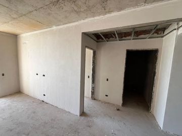 Departamento en Villa Urquiza con Balcon y Cochera