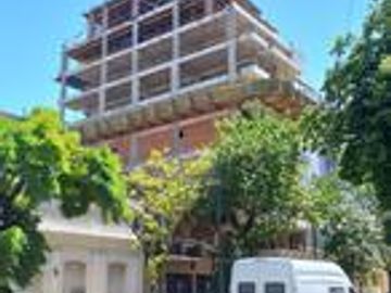 Departamento en Villa Urquiza con Balcon y Cochera