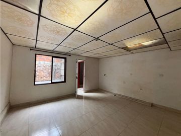 Se Vende Casa en el Campestre D