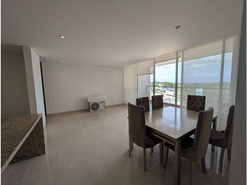 SE VENDE EXCLUSIVO Y AMPLIO APARTAMENTO EN RIOMAR