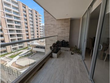 SE VENDE EXCLUSIVO Y AMPLIO APARTAMENTO EN RIOMAR