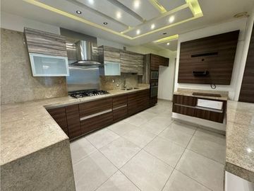 CASA EN VENTA BOSQUES DE LAS CUMBRES