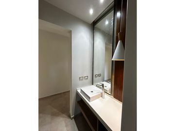 VENCO EN COUNTRY LAS CAÑITAS CASA TRES DORMITORIOS A EXTRENAR
