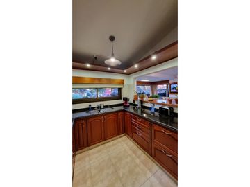 PROPIEDAD DE 3 DORMITORIOS - PILETA - VILLA CARLOS PAZ
