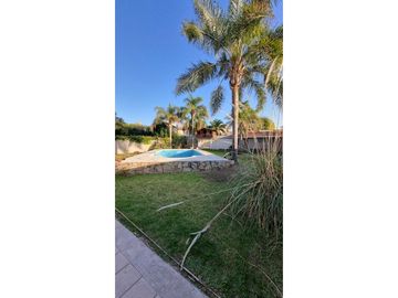 PROPIEDAD DE 3 DORMITORIOS - PILETA - VILLA CARLOS PAZ