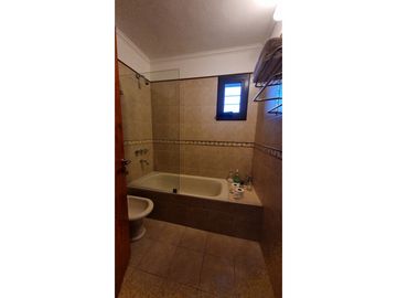PROPIEDAD DE 3 DORMITORIOS - PILETA - VILLA CARLOS PAZ