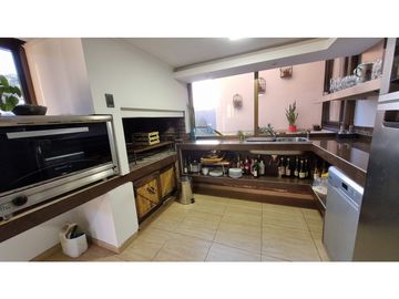 PROPIEDAD DE 3 DORMITORIOS - PILETA - VILLA CARLOS PAZ