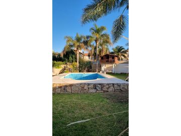 PROPIEDAD DE 3 DORMITORIOS - PILETA - VILLA CARLOS PAZ