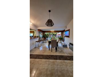 PROPIEDAD DE 3 DORMITORIOS - PILETA - VILLA CARLOS PAZ