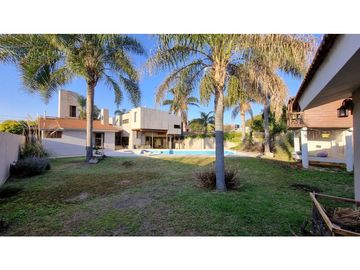 PROPIEDAD DE 3 DORMITORIOS - PILETA - VILLA CARLOS PAZ