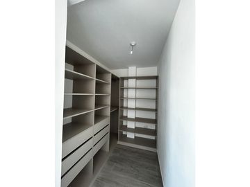 VENDO DUPLEX DOS DORMITORIOS URBANIZACION DOCTA