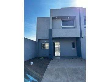 VENDO DUPLEX DOS DORMITORIOS URBANIZACION DOCTA