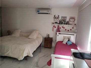 VENDO COUNTRY SAN ISIDRO CASA 3 DORMITORIO COCHERA PILETA