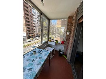 VENDO DEPARTAMENTO TRES DORMITORIOS DOS BAÑOS EN EL CENTRO