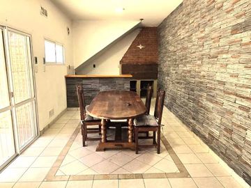 Departamento Tipo Casa en venta en Monte Chingolo