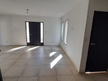 Duplex en alquiler en Ituzaingo Norte