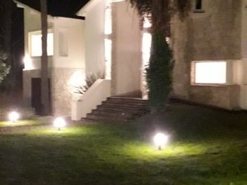 A5 | Cómoda casa sobre Avda. Divisadero en Cariló