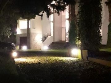 A5 | Cómoda casa sobre Avda. Divisadero en Cariló