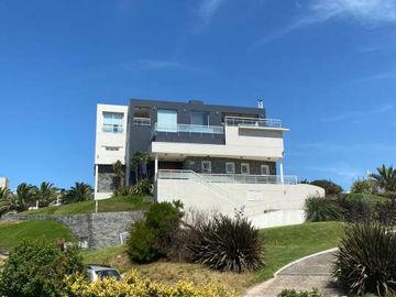 A5 | Nogal y Costanera - Moderna, Funcional con amplios espacios