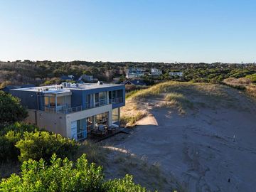 A5 | Casa Michell - FRENTE AL MAR! 6 ambientes, piscina climatizada