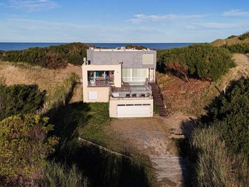 A5 | Casa Michell - FRENTE AL MAR! 6 ambientes, piscina climatizada