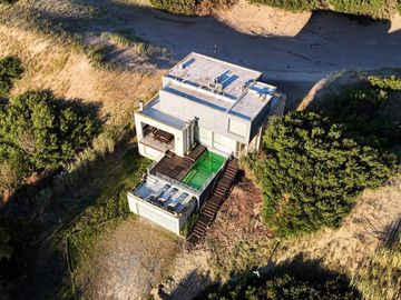 A5 | Casa Michell - FRENTE AL MAR! 6 ambientes, piscina climatizada