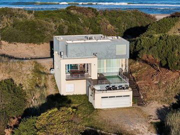 A5 | Casa Michell - FRENTE AL MAR! 6 ambientes, piscina climatizada
