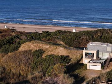 A5 | Casa Michell - FRENTE AL MAR! 6 ambientes, piscina climatizada