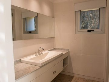 A5 | Casa Michell - FRENTE AL MAR! 6 ambientes, piscina climatizada