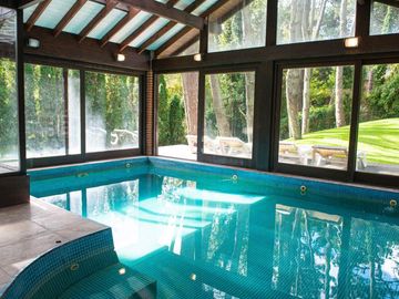A1  - Casa Laurel 409 - Piscina Climatizada Y Cubierta - Acepta Depto En Parte De Pago En Capital