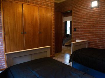 A1  - Casa Laurel 409 - Piscina Climatizada Y Cubierta - Acepta Depto En Parte De Pago En Capital