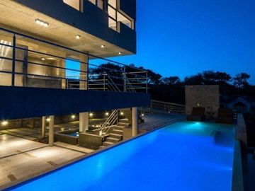 A1 - Casa Wanka, Sobre Segunda Línea. Vista Parcial Al Mar .  Vanguardia En Diseño Y Construcción. Libre De Gastos Vendedor.-