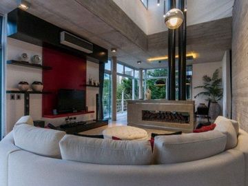 A1 - Casa Wanka, Sobre Segunda Línea. Vista Parcial Al Mar .  Vanguardia En Diseño Y Construcción. Libre De Gastos Vendedor.-