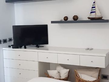 A1 - Casa Wanka, Sobre Segunda Línea. Vista Parcial Al Mar .  Vanguardia En Diseño Y Construcción. Libre De Gastos Vendedor.-