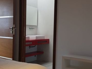 A1 - Casa Wanka, Sobre Segunda Línea. Vista Parcial Al Mar .  Vanguardia En Diseño Y Construcción. Libre De Gastos Vendedor.-