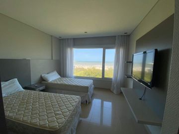 En Cariló | Casa Nogal -Diseño vanguardista y funcional-
