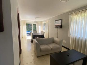 Valeria del Mar | Duplex VS