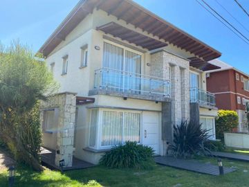 Valeria del Mar | Duplex VS
