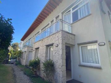 Valeria del Mar | Duplex VS