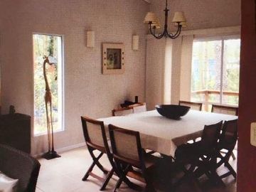A1 - Casa  Moderna , Suite, Piscina, Quincho.-