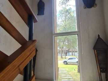 A1 - Casa  Moderna , Suite, Piscina, Quincho.-