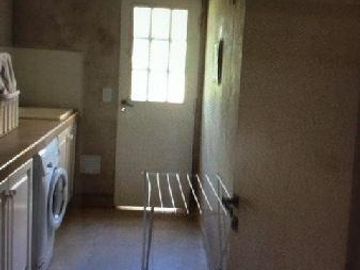 A1 - Casa  Moderna , Suite, Piscina, Quincho.-