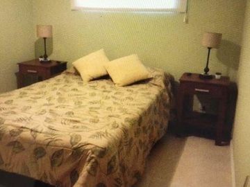 A1 - Casa  Moderna , Suite, Piscina, Quincho.-