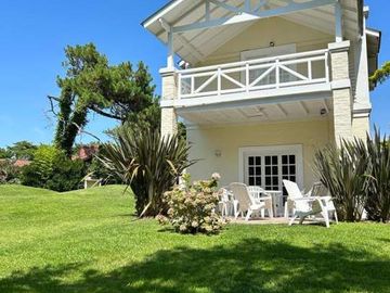 Cariló | Casa Avestruz