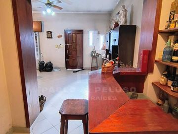 VENTA CASA 4 AMBIENTES. CASTELAR, MORÓN. ZONA OESTE. BUENOS AIRES