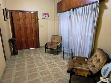 VENTA CASA 4 AMBIENTES. CASTELAR, MORÓN. ZONA OESTE. BUENOS AIRES